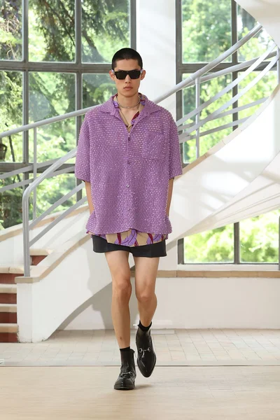 Look 14